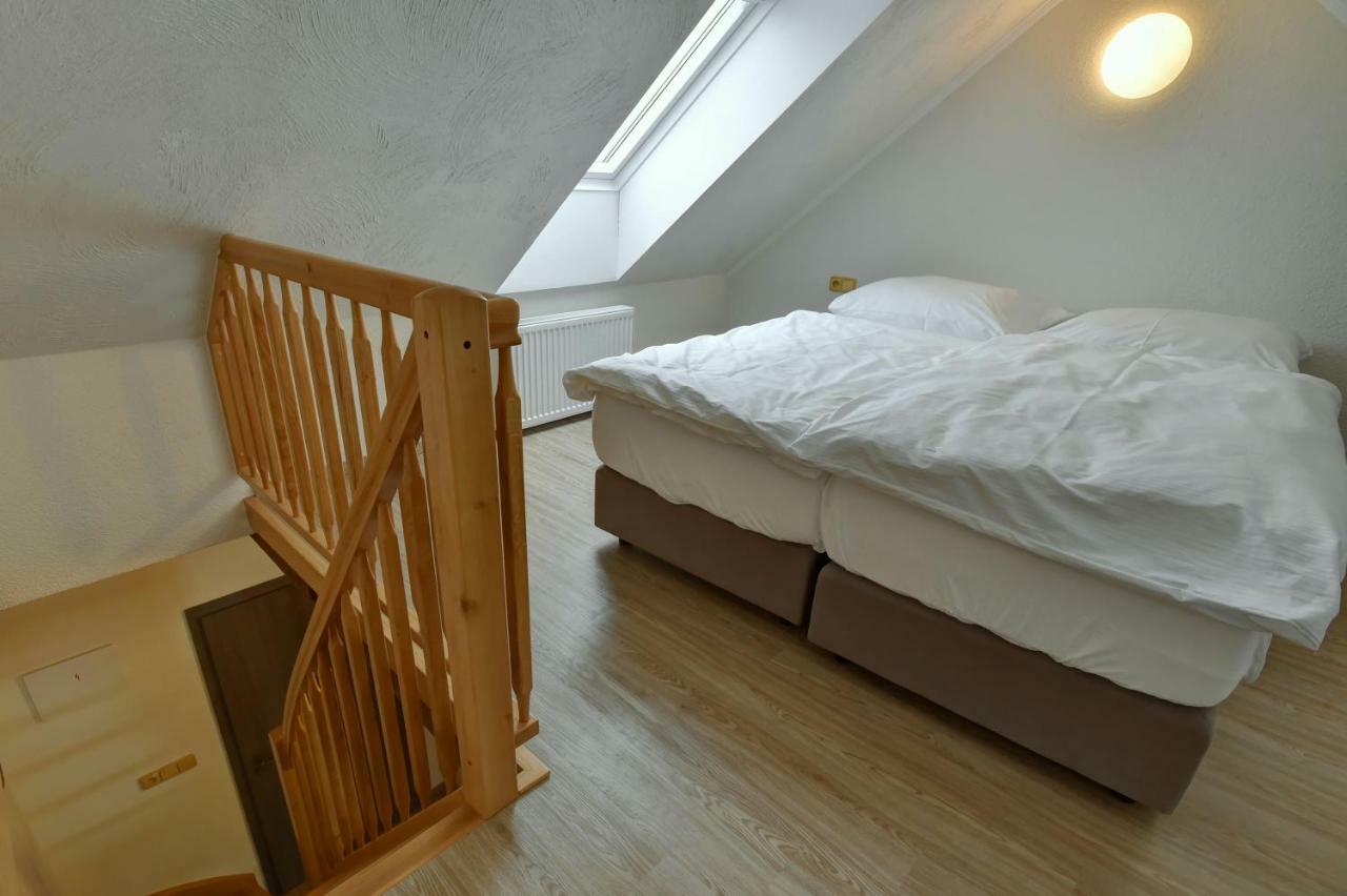Zamecka Fortovna Obora - Forester House Kaznejov エクステリア 写真