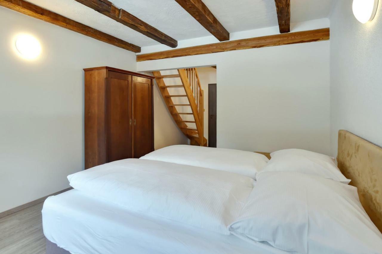 Zamecka Fortovna Obora - Forester House Kaznejov エクステリア 写真
