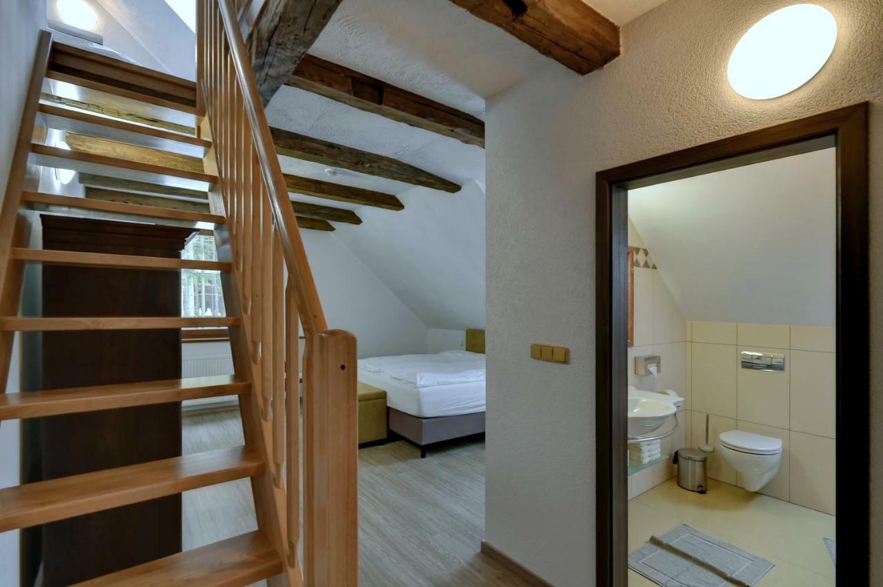 Zamecka Fortovna Obora - Forester House Kaznejov エクステリア 写真