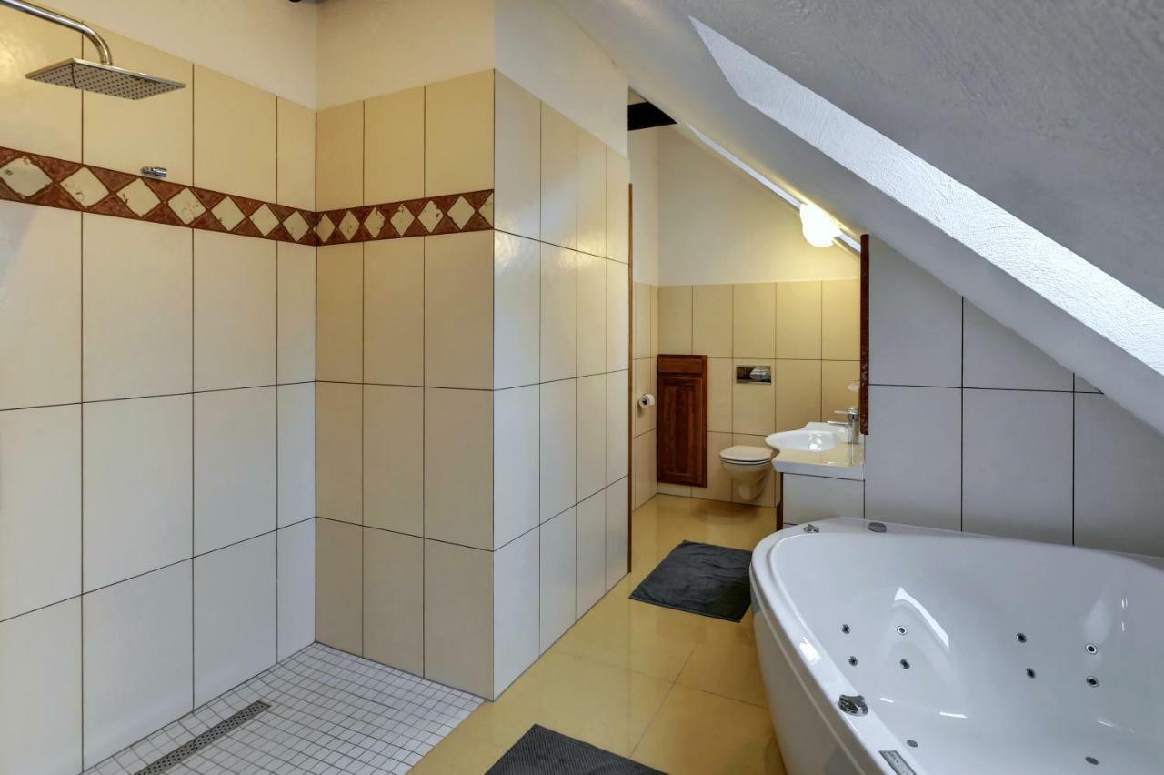 Zamecka Fortovna Obora - Forester House Kaznejov エクステリア 写真