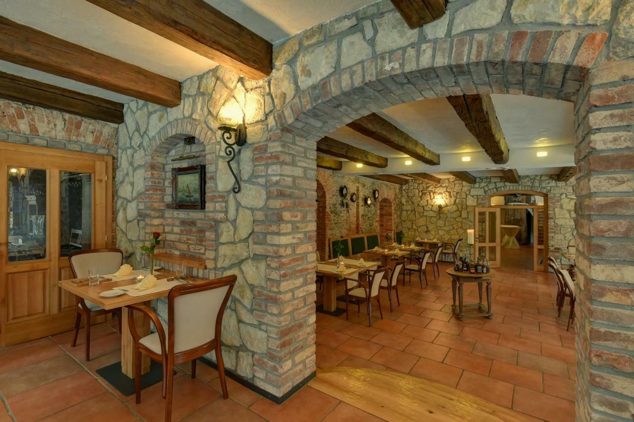 Zamecka Fortovna Obora - Forester House Kaznejov エクステリア 写真